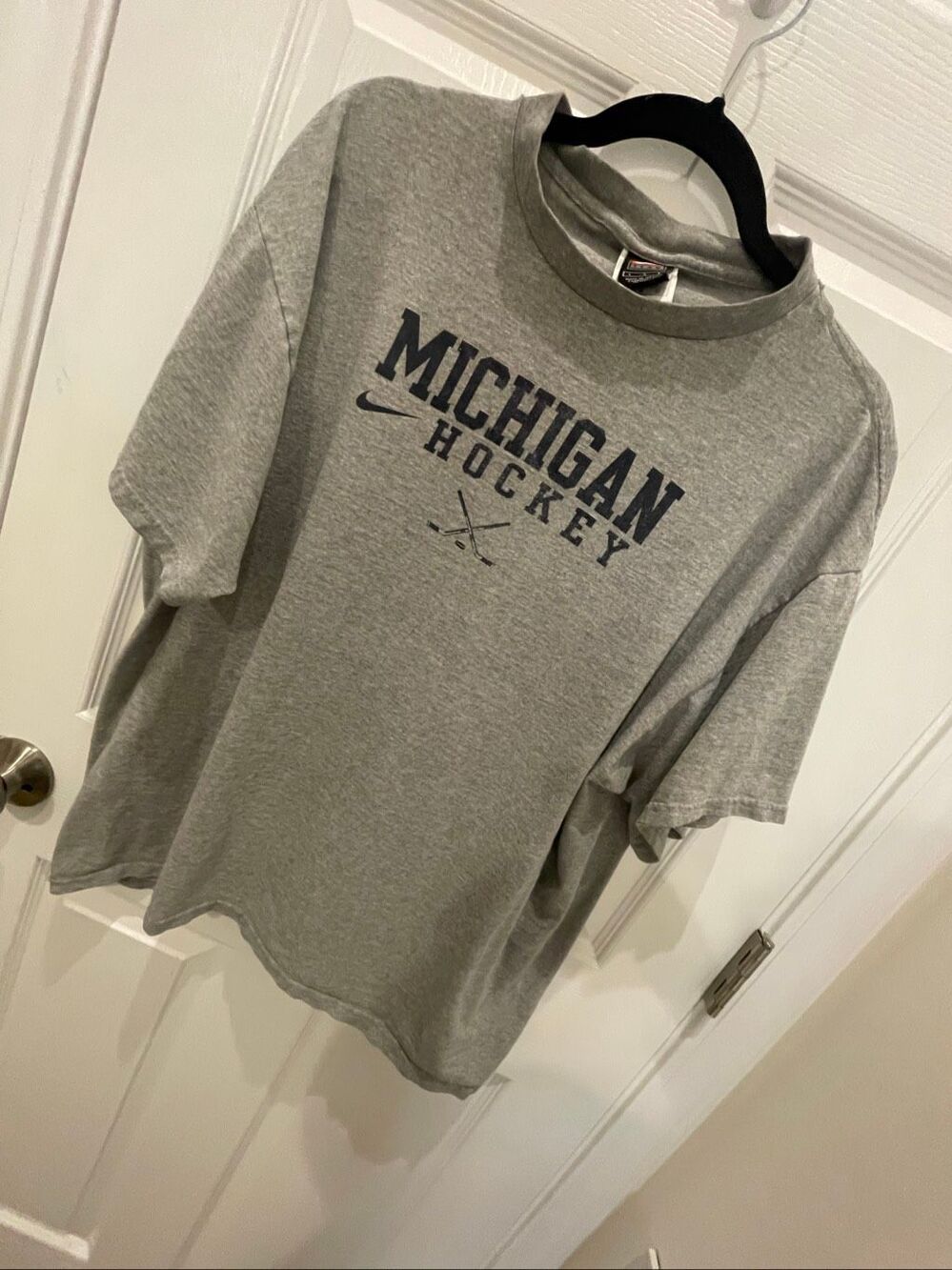 Vintage Nike Team Michigan Hockey T-Shirt Men’s Large Gray Made in Mexico